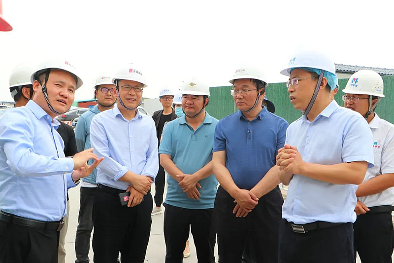 加快提升秦創(chuàng)原生態(tài)科創(chuàng)島項(xiàng)目及周邊環(huán)境品質(zhì)